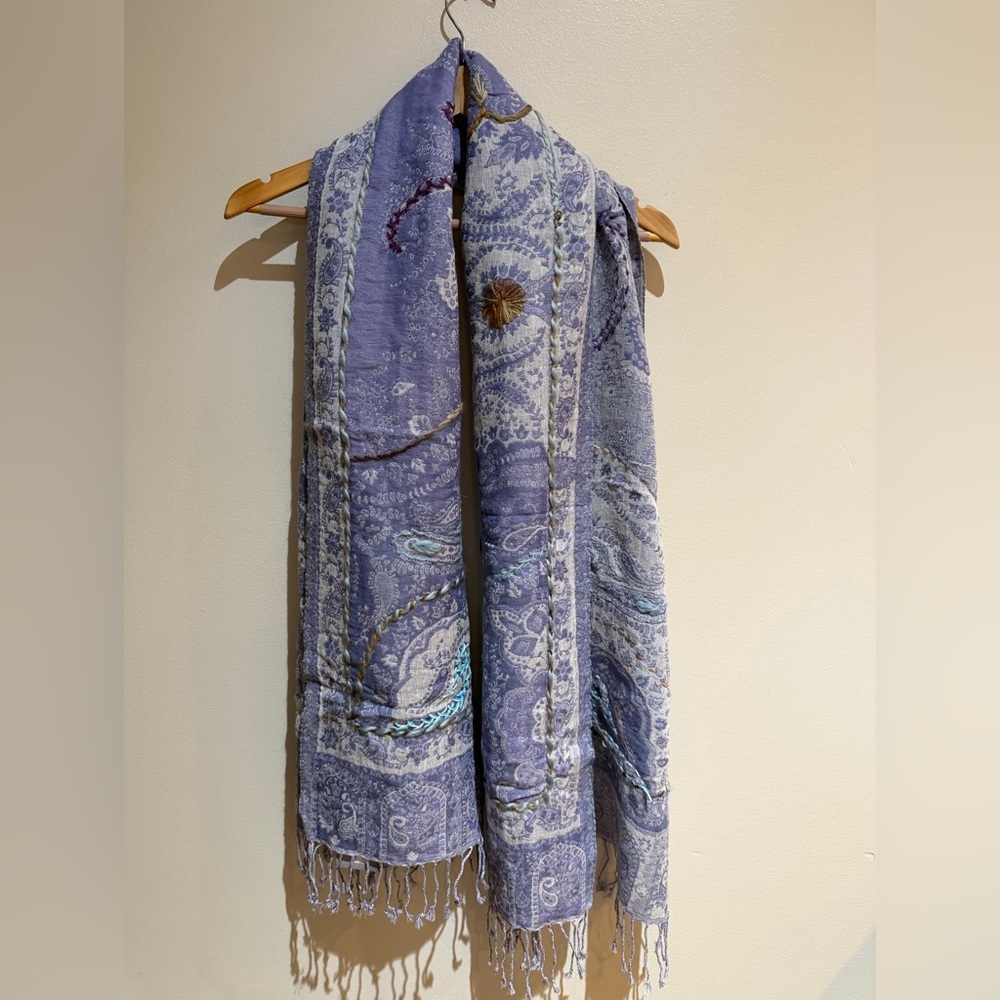 NWT Signal Scarf Wrap Wool Blend Pastel Purple Embroidered Fringe 70x 28 In